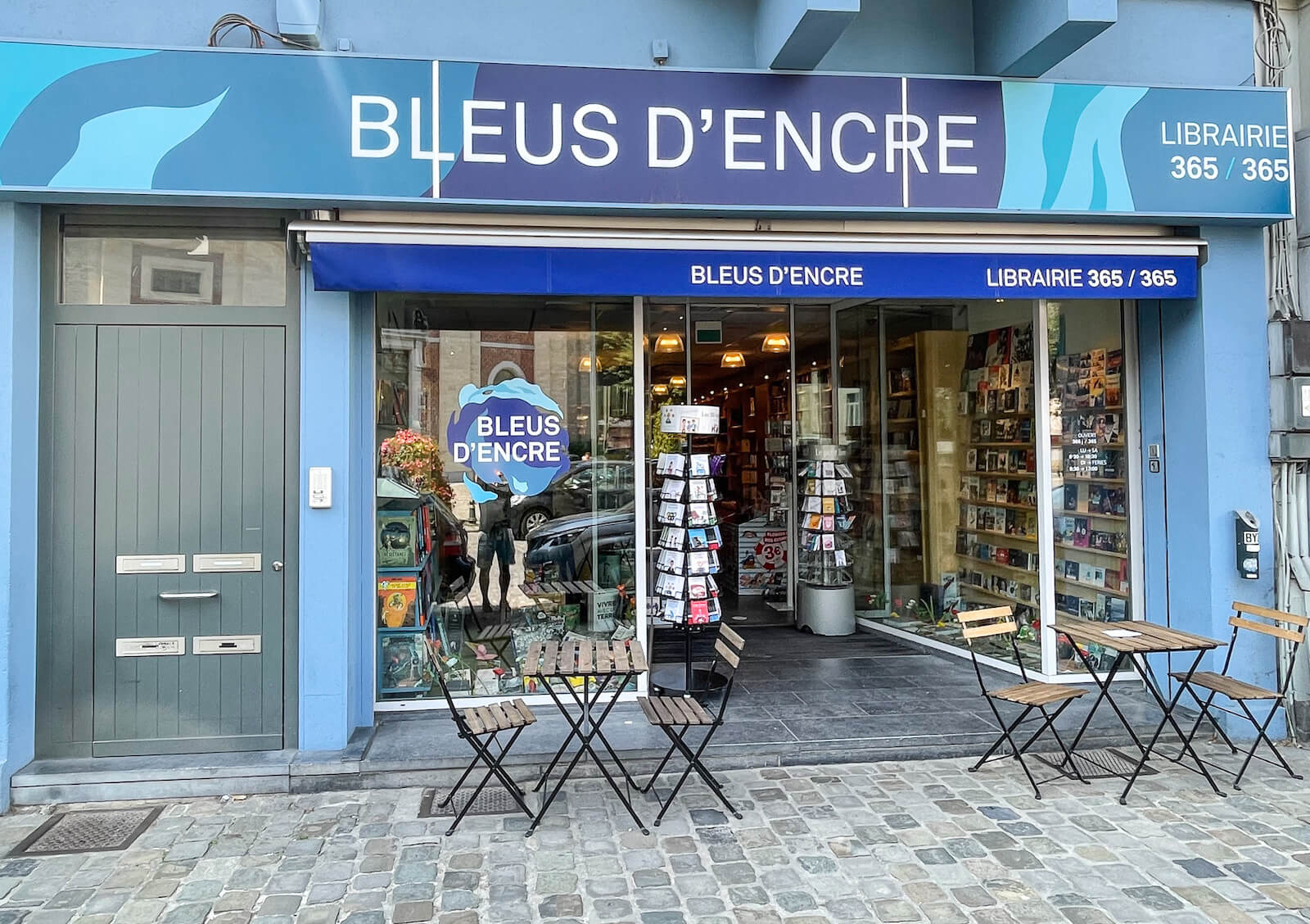 Librairie Bleu d'encre à Parvis Saint-Pierre