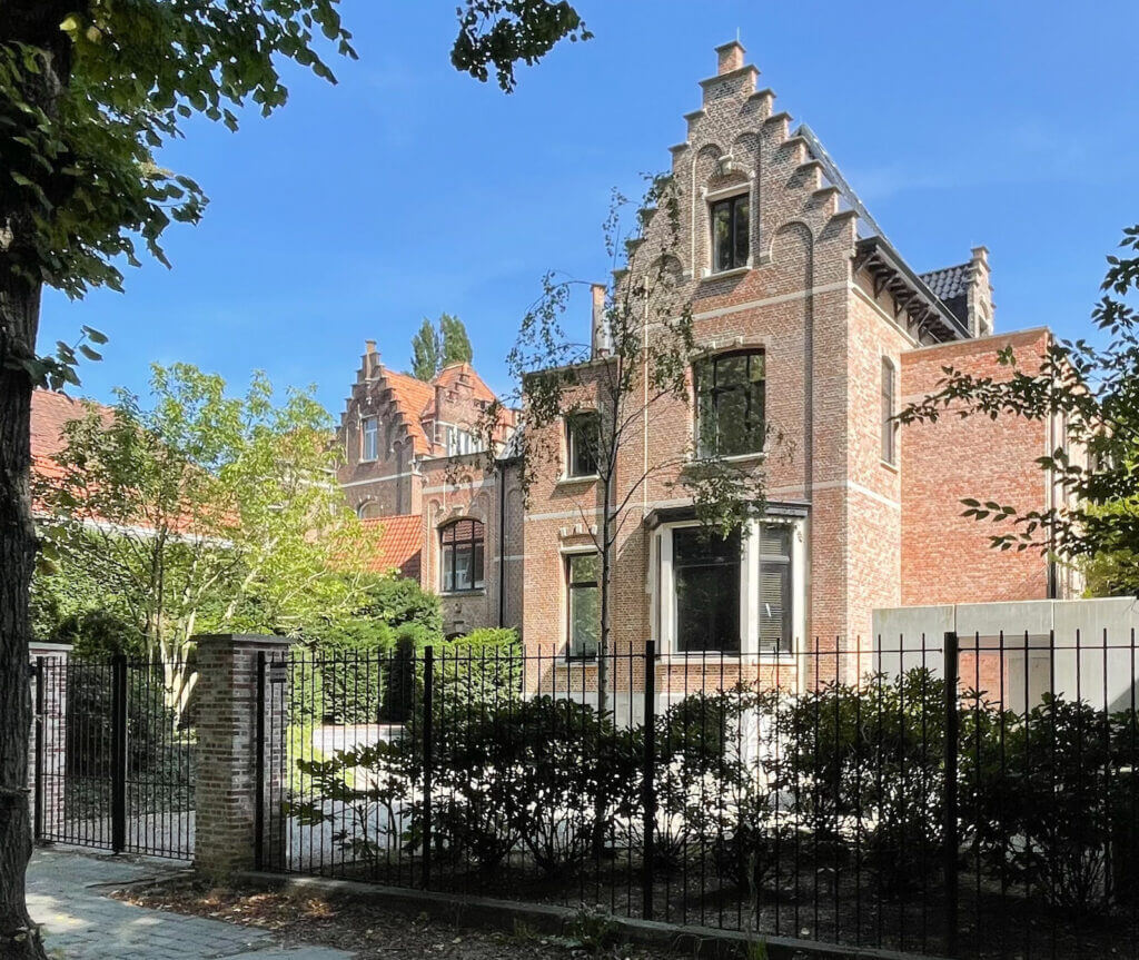 Façade d'une maison du quartier de l'Observatoire à Uccle